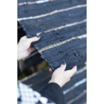 LINES ΧΑΛΑΚΙ 60x90cm ΔΕΡΜΑ ΜΑΥΡΟ ΜΠΕΖ ΛΕΥΚΟ 020493 - Image 3