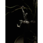 CLIMBER ΔΙΑΚΟΣΜΗΤΙΚΟ ΤΟΙΧΟΥ 13x9x23cm POLYRESIN ΜΑΥΡΟ ΧΡΥΣΟ 021829 - Image 2