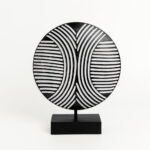 MOTI ΔΙΑΚΟΣΜΗΤΙΚΟ TOTEM 25x7x30cm POLYRESIN ΜΑΥΡΟ ΛΕΥΚΟ 025816