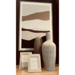 PLISSE ΚΟΡΝΙΖΑ 18x2x23cm POLYRESIN ΜΠΕΖ ΓΥΑΛΙ 031479 - Image 2