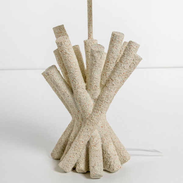 WOODLAND ΦΩΤΙΣΤΙΚΟ ΕΠΙΤΡΑΠΕΖΙΟ 26x26x54cm POLYRESIN ΛΕΥΚΟ ΥΦΑΣΜΑ OFF WHITE 034149 - Image 4