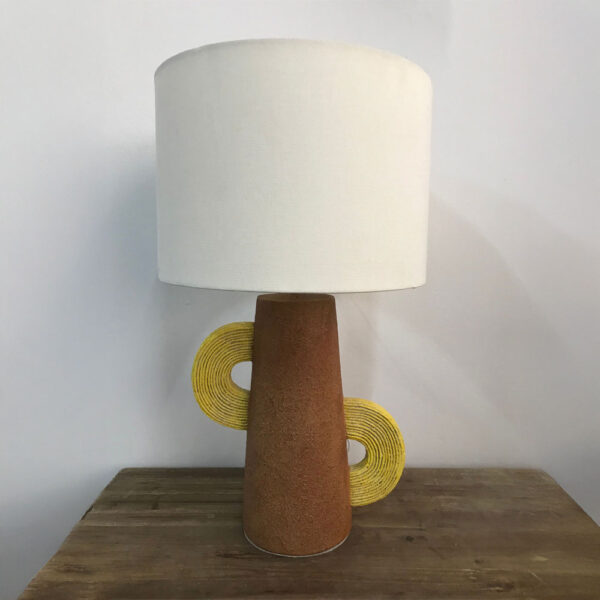 HATCUS ΦΩΤΙΣΤΙΚΟ ΕΠΙΤΡΑΠΕΖΙΟ 30.7x30.7x52.5cm POLYRESIN TERRACOTTA ΥΦΑΣΜΑ ΛΕΥΚΟ 034463 - Image 3