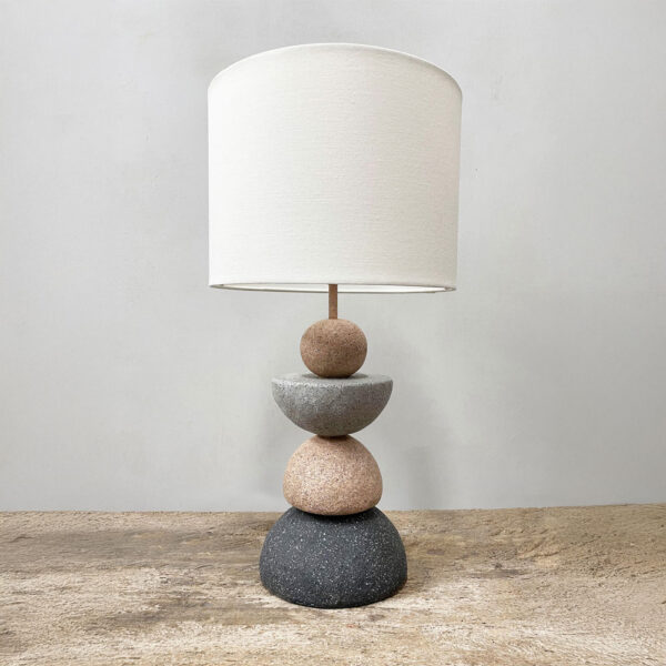 ZENSTONE A ΦΩΤΙΣΤΙΚΟ ΕΠΙΤΡΑΠΕΖΙΟ 25.5x25.5x49cm POLYRESIN ΠΟΛΥΧΡΩΜΟ ΥΦΑΣΜΑ ΛΕΥΚΟ 034464 - Image 3