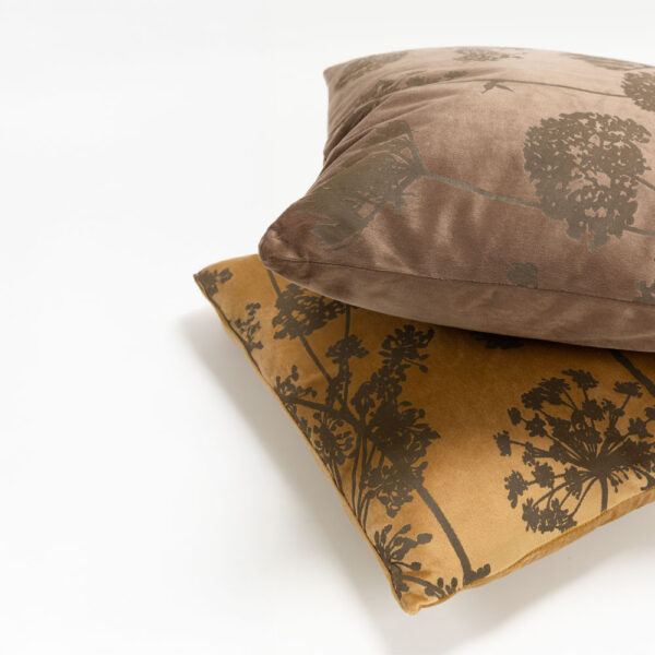 PEONY ΔΙΑΚΟΣΜΗΤΙΚΟ ΜΑΞΙΛΑΡΙ 45x45cm ΒΕΛΟΥΔΟ ΚΑΦΕ 025337 - Image 5