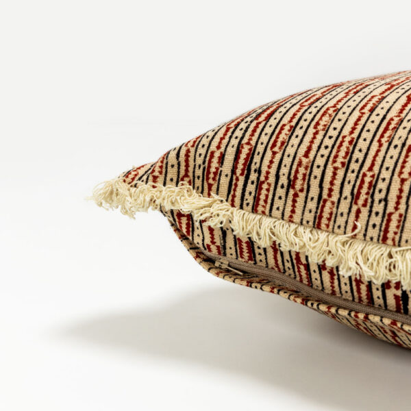 FIRED BRICK B ΔΙΑΚΟΣΜΗΤΙΚΟ ΜΑΞΙΛΑΡΙ 50x50cm ΒΑΜΒΑΚΙ ΚΕΡΑΜΙΔΙ ΜΠΕΖ ΒΙΣΚΟΖΗ 027904 - Image 3