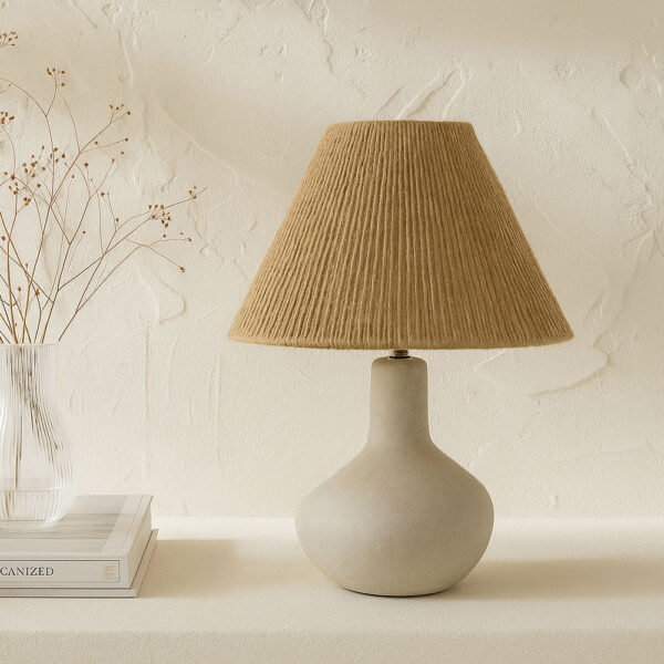 SCIANA ΦΩΤΙΣΤΙΚΟ ΕΠΙΤΡΑΠΕΖΙΟ 18x18x40cm ΚΕΡΑΜΙΚΟ ΛΕΥΚΟ ΣΧΟΙΝΙ ΦΥΣΙΚΟ 032360 - Image 2