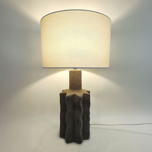 EGLI ΦΩΤΙΣΤΙΚΟ ΕΠΙΤΡΑΠΕΖΙΟ 32x32x56cm ΚΕΡΑΜΙΚΟ ΓΚΡΙ ΣΚΟΥΡΟ ΛΙΝΟ ΛΕΥΚΟ 034588 - Image 2