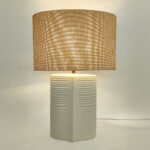 SELENE ΦΩΤΙΣΤΙΚΟ ΕΠΙΤΡΑΠΕΖΙΟ 40x20x59cm ΚΕΡΑΜΙΚΟ ΜΠΕΖ ΛΙΝΟ ΛΕΥΚΟ 034589 - Image 2