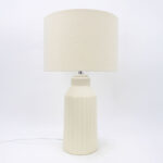 ONIA ΦΩΤΙΣΤΙΚΟ ΕΠΙΤΡΑΠΕΖΙΟ 30x30x53cm ΚΕΡΑΜΙΚΟ ΜΠΕΖ ΛΙΝΟ ΜΠΕΖ 034593