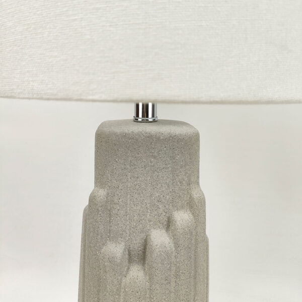 TEKTON ΦΩΤΙΣΤΙΚΟ ΕΠΙΤΡΑΠΕΖΙΟ 25x25x50cm ΚΕΡΑΜΙΚΟ ΓΚΡΙ ΛΙΝΟ ΛΕΥΚΟ 034596 - Image 3