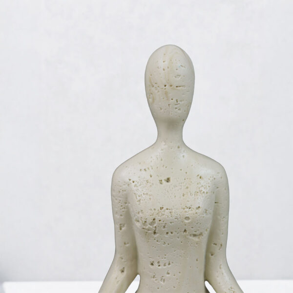 MORPH III ΔΙΑΚΟΣΜΗΤΙΚΟ ΣΩΜΑ 13x7.5x17.5cm RESIN ΜΠΕΖ 034634 - Image 3