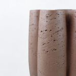 ORIN I ΒΑΖΟ 23x15.5x38cm RESIN ΚΑΦΕ 034643 - Image 3