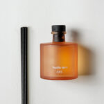 ZOE - VANILLA SPICE ΑΡΩΜΑΤΙΚΟ ΧΩΡΟΥ 100ml 6.4x6.4x23.3cm ΓΥΑΛΙ ΑΡΩΜΑΤΙΚΟ ΥΓΡΟ 240-0003 - Image 2