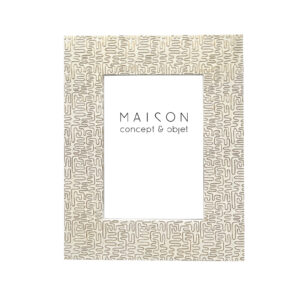 OPUS L ΚΟΡΝΙΖΑ 21x1.8x26cm POLYRESIN OFF WHITE ΓΥΑΛΙ 034272