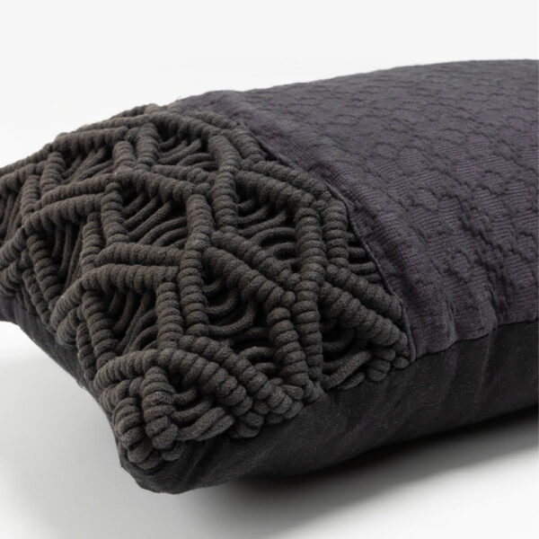 AL MANO ΔΙΑΚΟΣΜΗΤΙΚΟ ΜΑΞΙΛΑΡΙ 45x45x5cm ΒΑΜΒΑΚΙ ΜΑΥΡΟ POLYESTER 021671 - Image 3