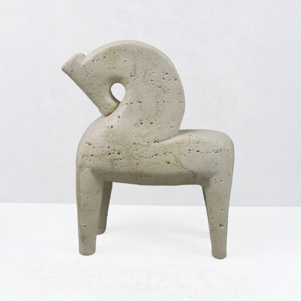 ARCHON II ΔΙΑΚΟΣΜΗΤΙΚΟ ΑΛΟΓΟ 17x7.5x22cm RESIN ΜΠΕΖ 034620 - Image 5