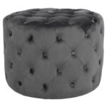 ΣΚΑΜΠΟ KASSIE  ΓΚΡΙ ΒΕΛΟΥΔΟ ΤΥΠΟΥ CHESTERFIELD HM8406.01 Φ60x43Υ εκ.