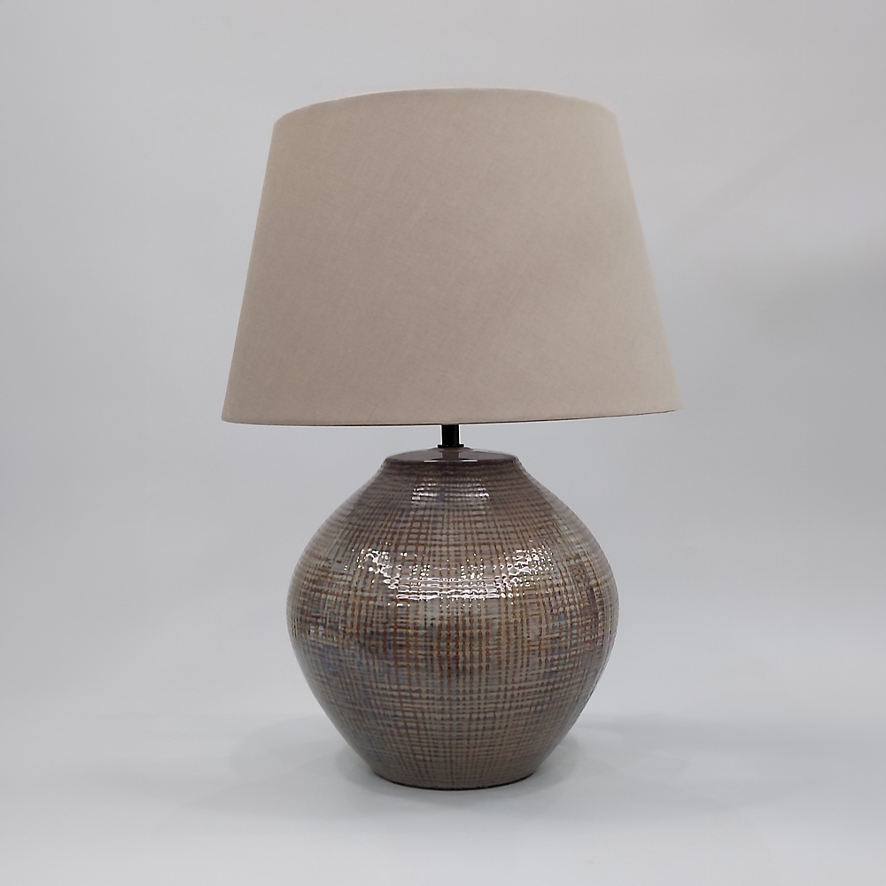 035316-SRGEr-first-_1 MIO ΦΩΤΙΣΤΙΚΟ ΕΠΙΤΡΑΠΕΖΙΟ 32.5x32.5x46cm ΚΕΡΑΜΙΚΟ ΚΑΦΕ ΜΠΕΖ ΥΦΑΣΜΑ ΚΑΦΕ ΜΠΕΖ 035316 - Image 1