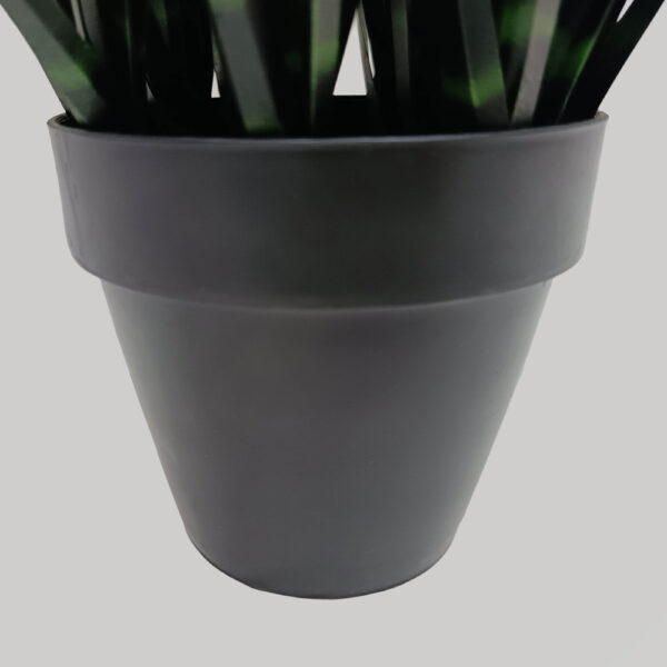 DARK PURE GRASS ΦΥΤΟ ΤΕΧΝΗΤΟ ΣΕ ΓΛΑΣΤΡΑ 68cm PVC ΠΡΑΣΙΝΟ ΣΚΟΥΡΟ 031340 - Image 3